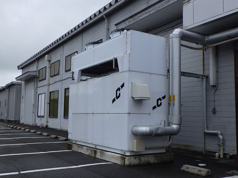 Non-fluorocarbon freezer