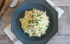 さけと切り干し大根入りコールスローサラダ