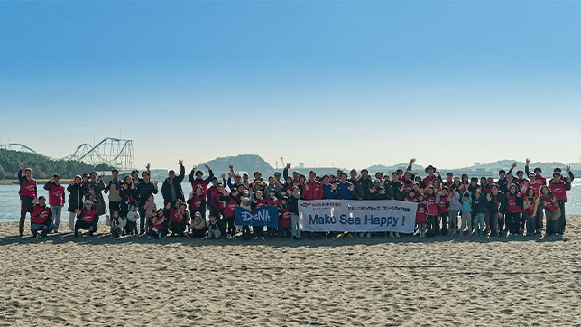 2年連続、DeNAと合同で「アマモ場再生活動・クリーンアップ活動」を開催