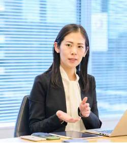 大久保 明日奈氏