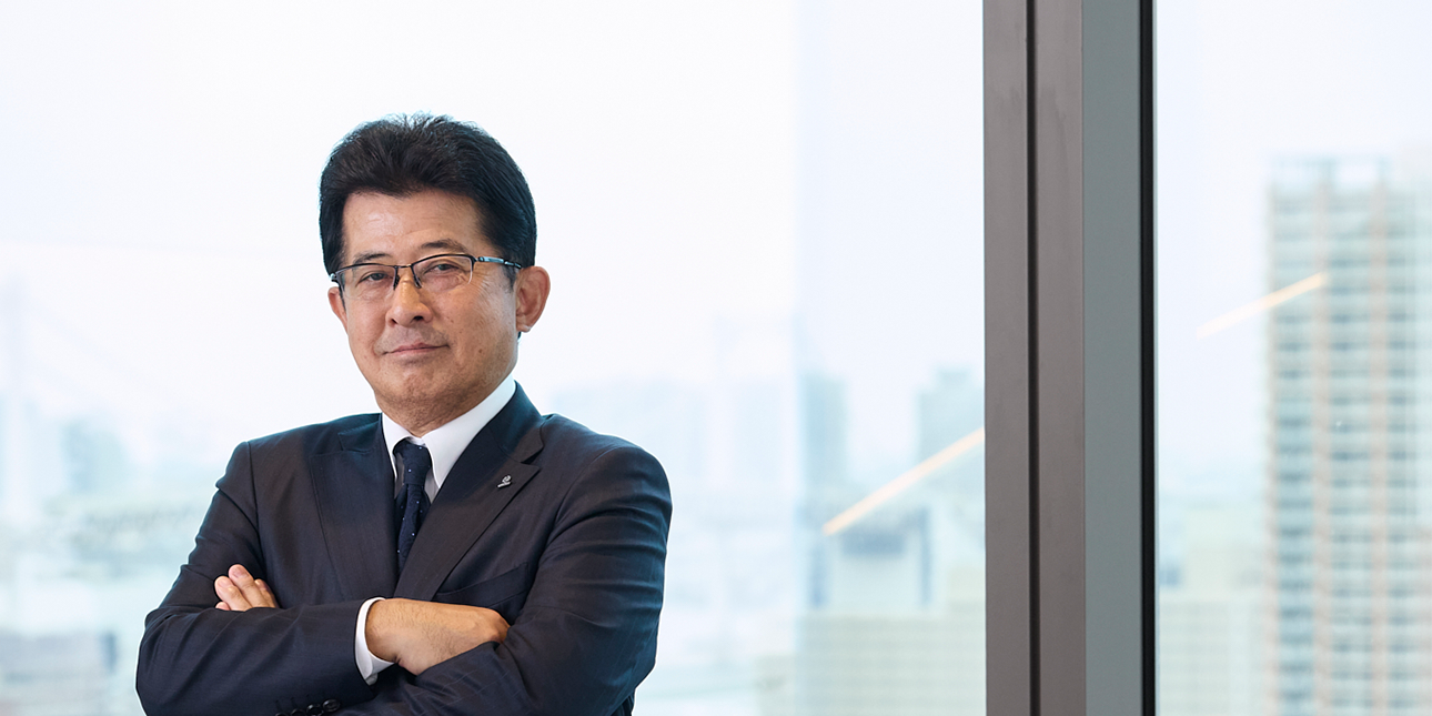 （代表取締役社長 写真）人も地球も健康に。食のソリューションカンパニーとして