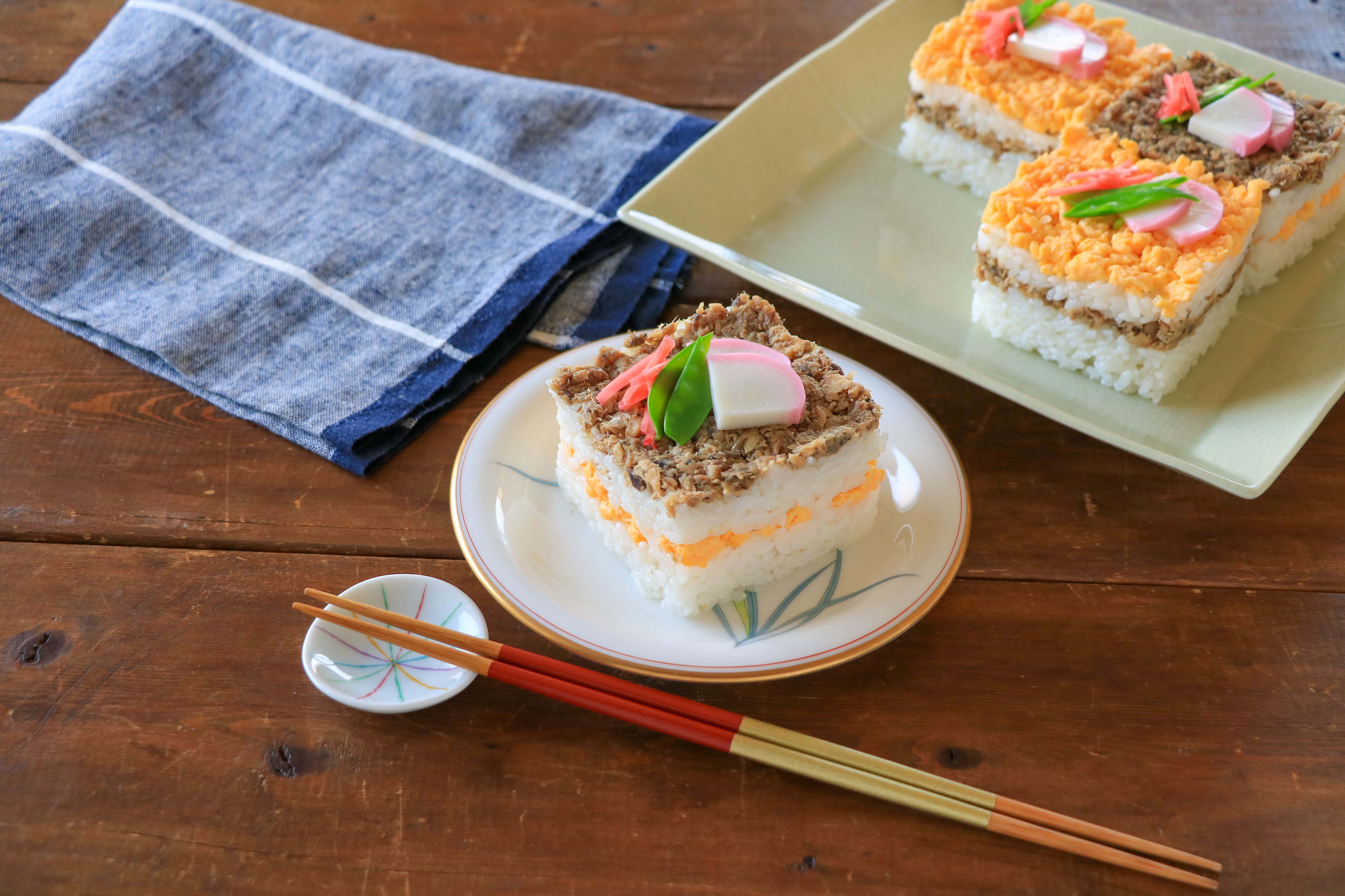 さば缶で簡単押し寿司