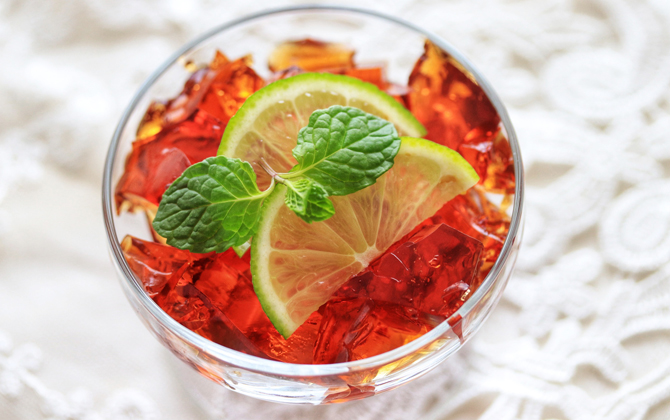 「Lily's tea and Tea Shop」コラボレシピ 琥珀色の紅茶ゼリー