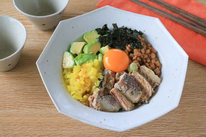 さばアボカド納豆ばくだん