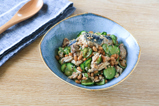 さば缶ときゅうりの納豆和え
