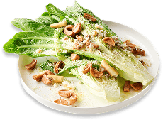 フィッシュソーセージをかけたシーザーサラダ