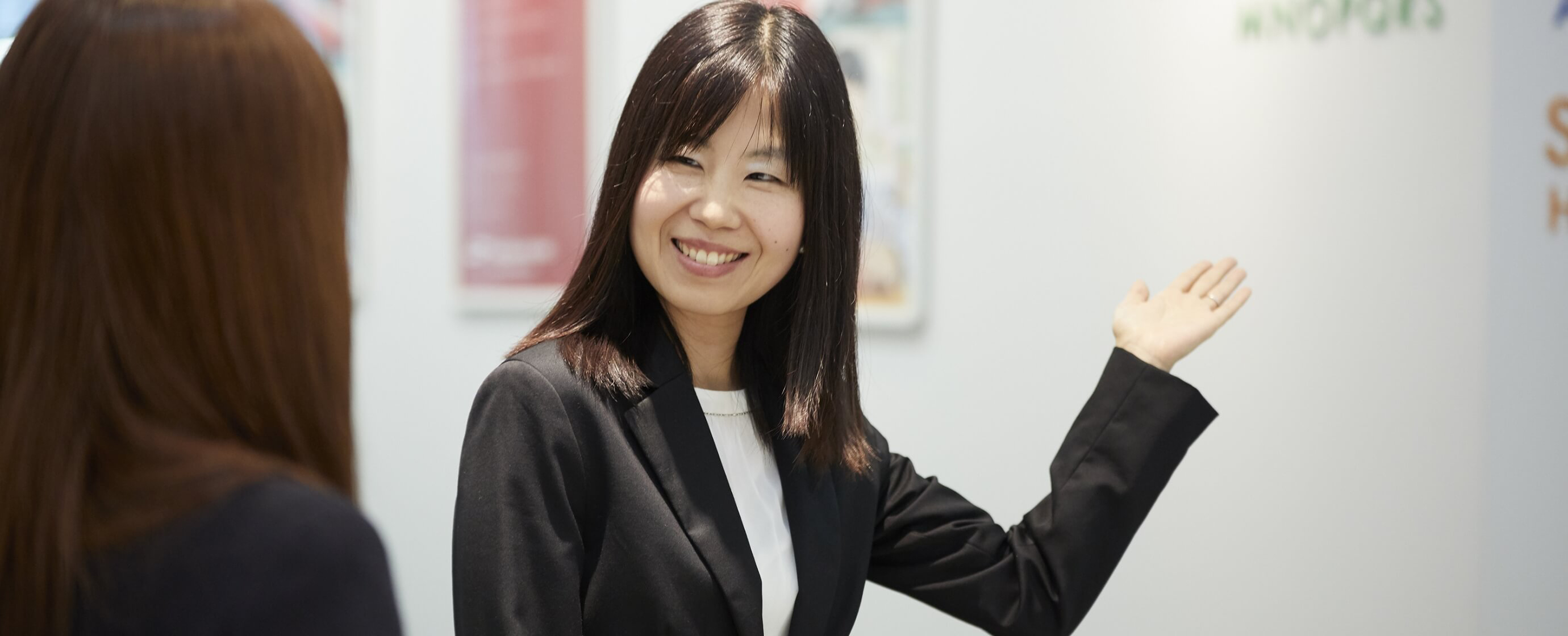 通信販売から、海外取引、広報部。あらゆる側面に立ってきた。