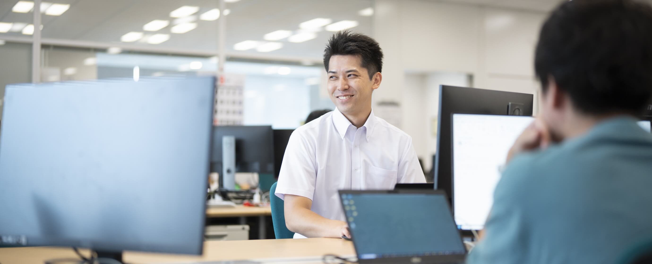 「もっと視野を広げたい」という思いで転職を決意。