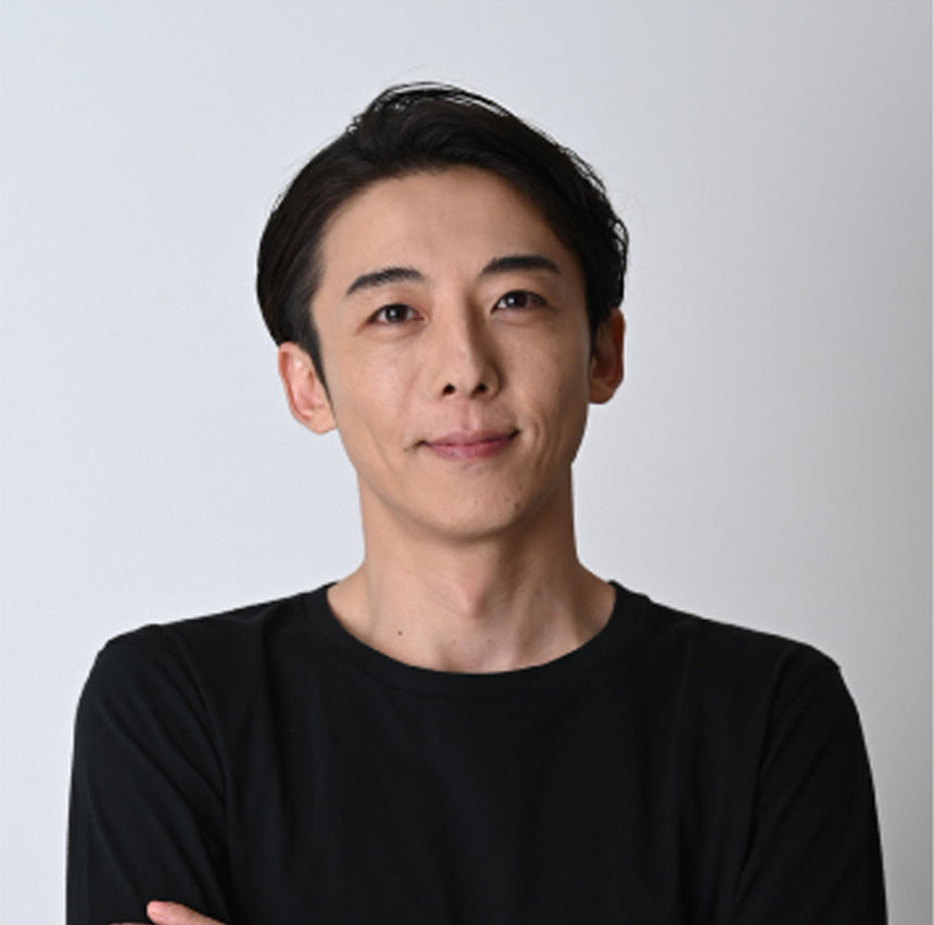 Umios企業CMに出演 : 俳優・高橋一生さんに新生命体 ウミオスとの初