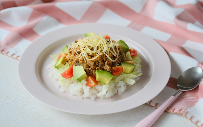 さば水煮で作るタコライス